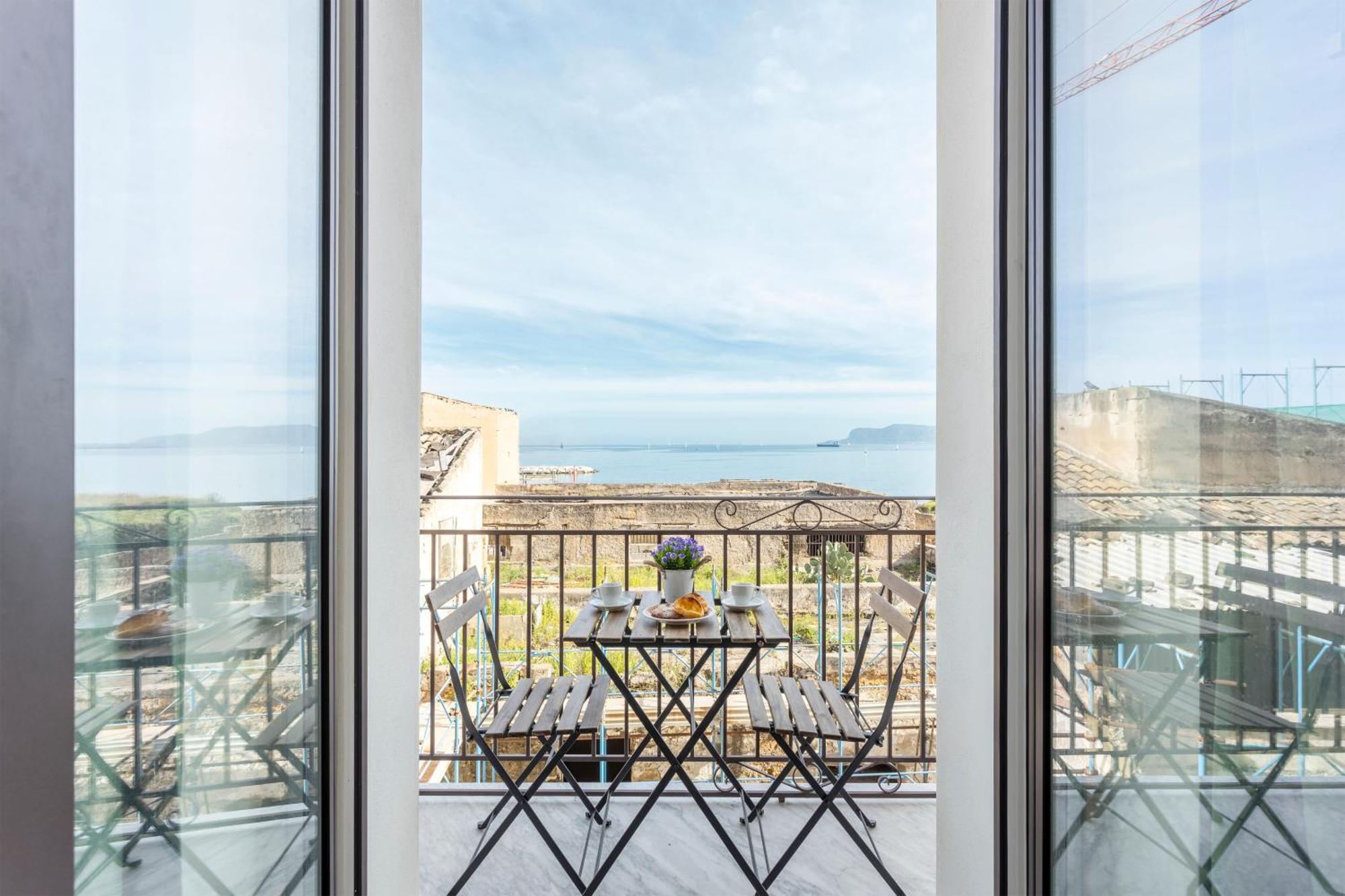 פלרמו Erasmo Home Luxury Vista Mare מראה חיצוני תמונה