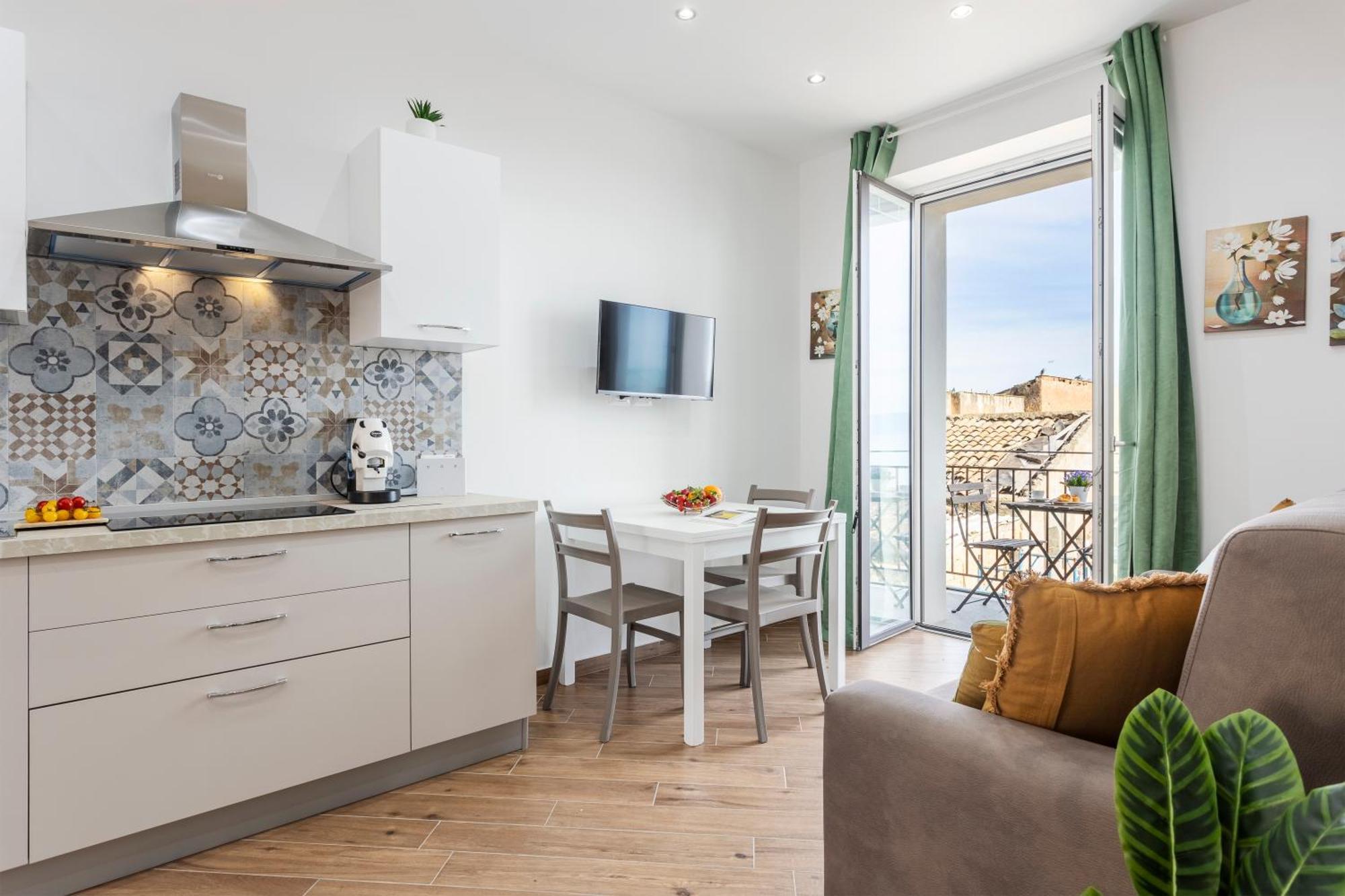 פלרמו Erasmo Home Luxury Vista Mare מראה חיצוני תמונה
